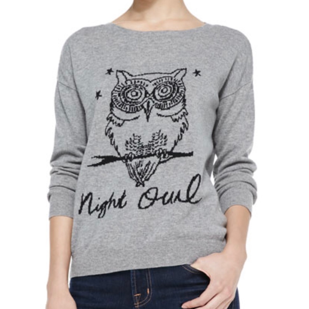 Super cute Joie “night owl” grey sweater